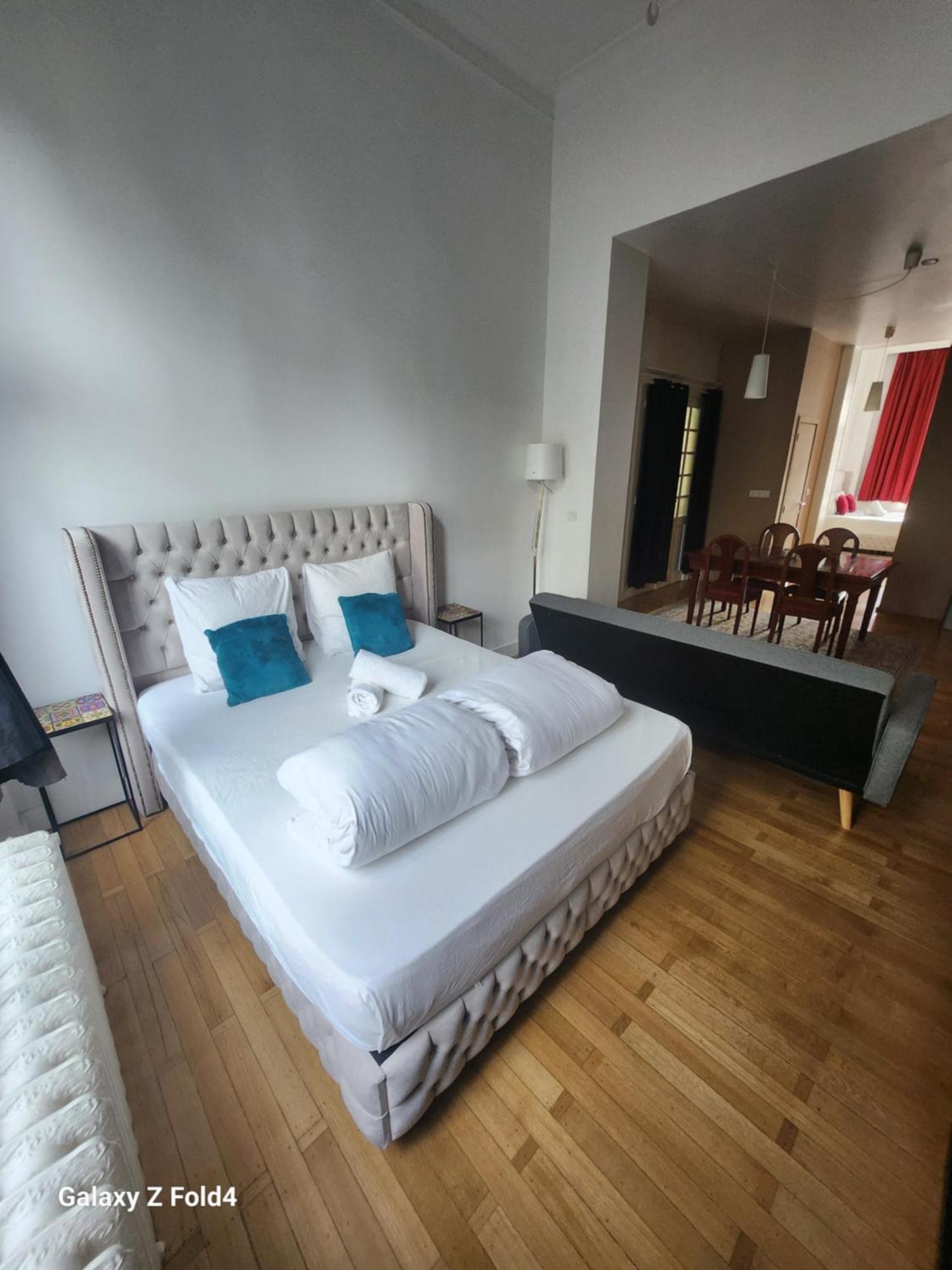 Brussels 1904 Hotel Sint-Jans-Molenbeek ภายนอก รูปภาพ